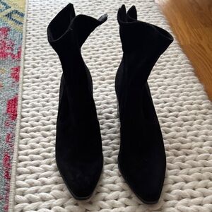 Elegant Black Women's Boots